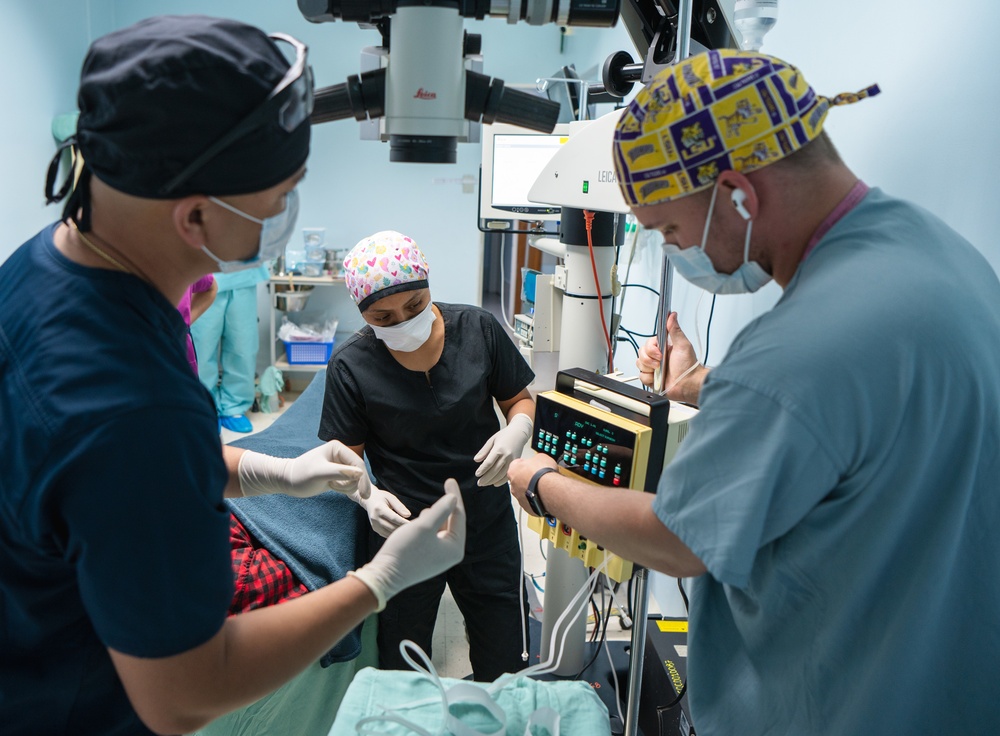HEART 22 ophthalmology team begins medical support in Guatemala