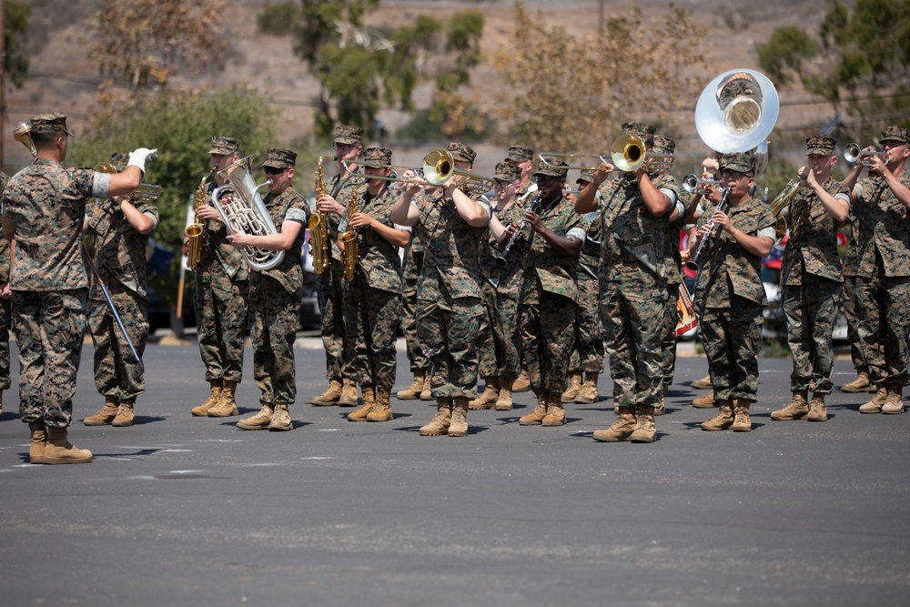 1st Bn., 5th Marines bids farewell to battalion sergeant major