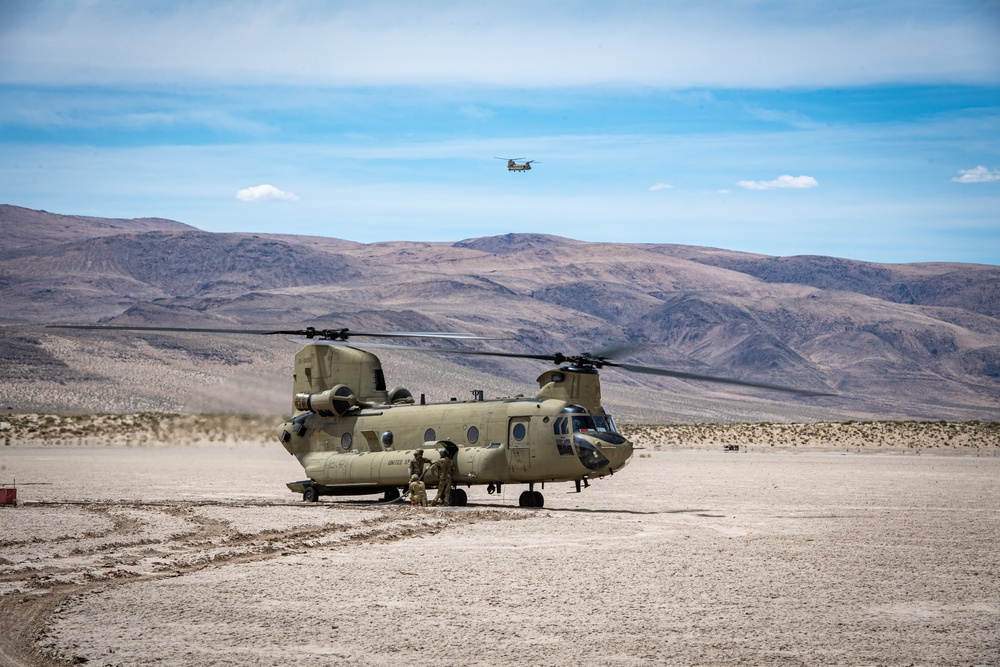 Nevada Guard CH-47 FARP training