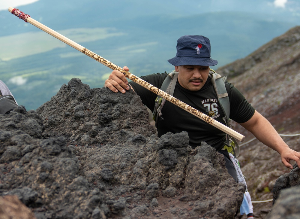 USS Ronald Reagan (CVN 76) Sailors hike Mount Fuji