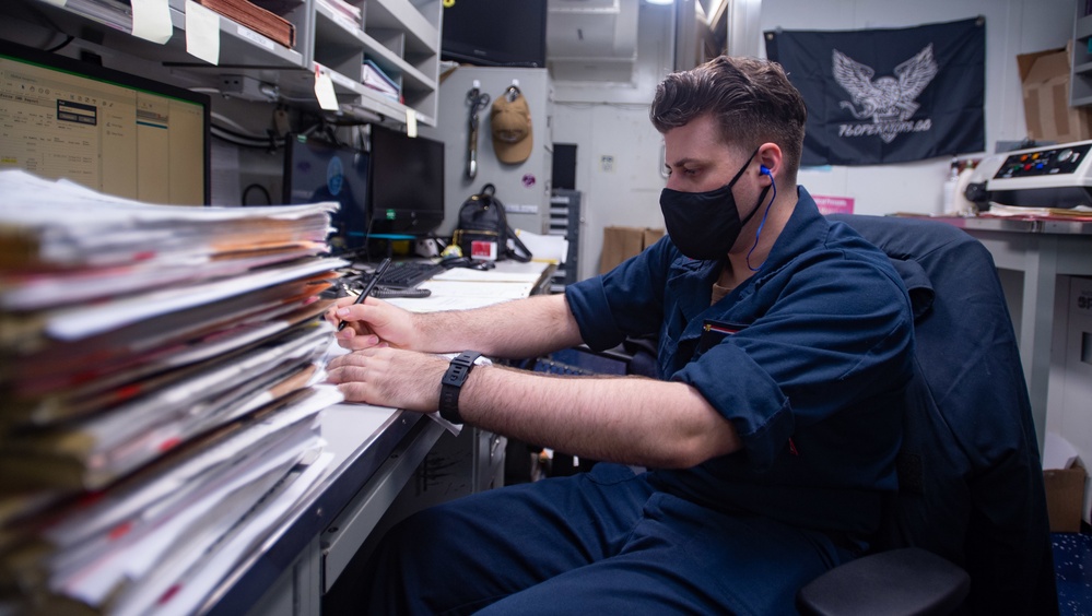 USS Ronald Reagan (CVN-76) Medical Sailors perform daily tasks