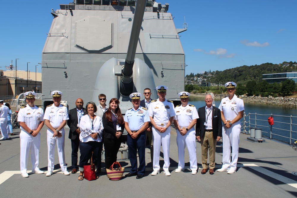 USS Lake Champlain Participates in Seattle Seafair 2022