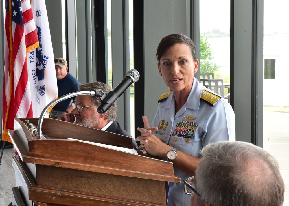 Coast Guard, U.S. Sen. Gary Peters open Great Lakes Center of Expertise to research freshwater oil spills