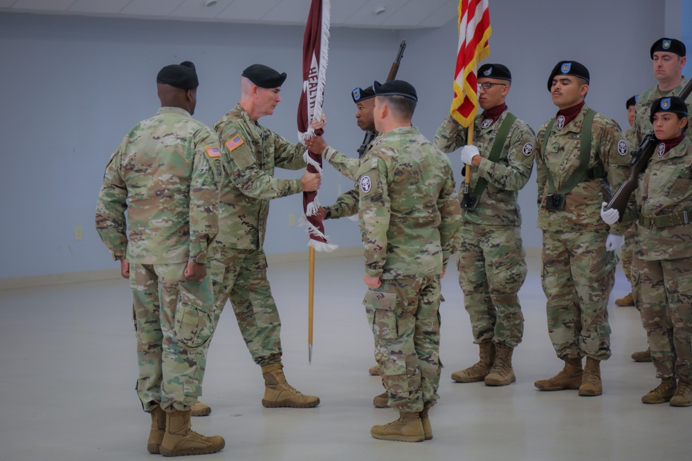 Fort Campbell DENTAC Conducts Change of Command