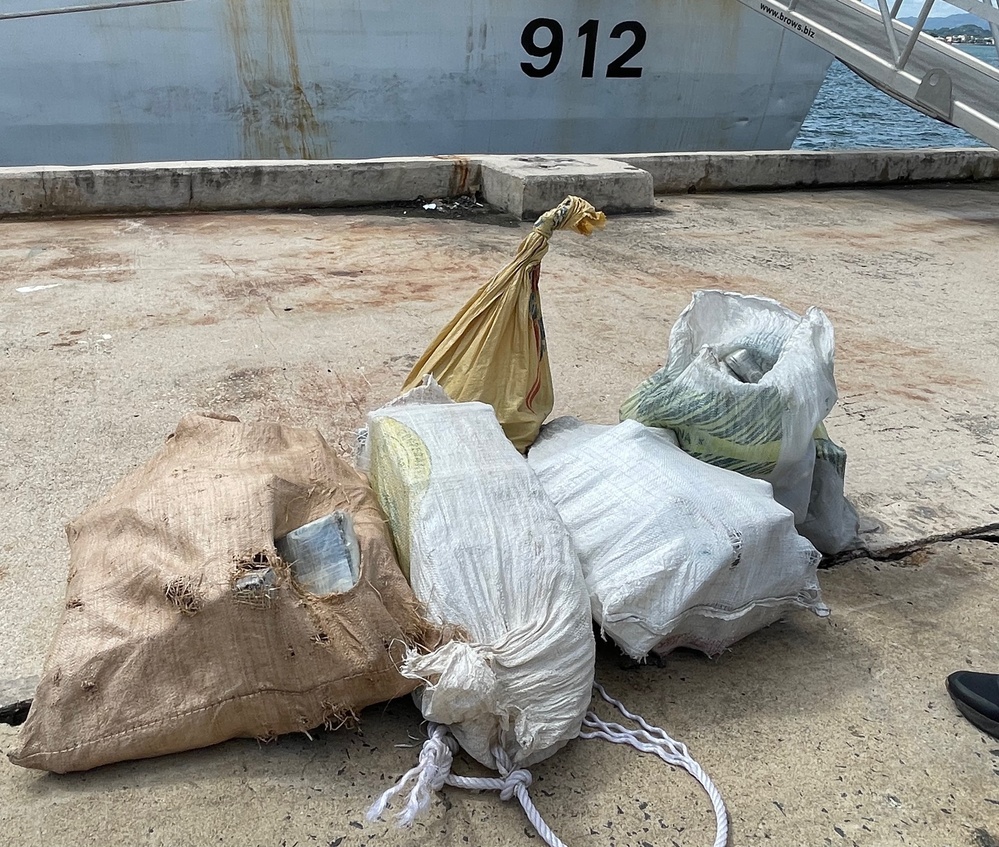 Coast Guard offloads $3.1 million in seized cocaine, transfers custody of 8 smugglers to Caribbean Corridor Strike Force agents in San Juan, Puerto Rico