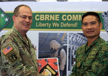 Premier U.S. Army all hazards command hosts Singaporean Armed Forces delegation