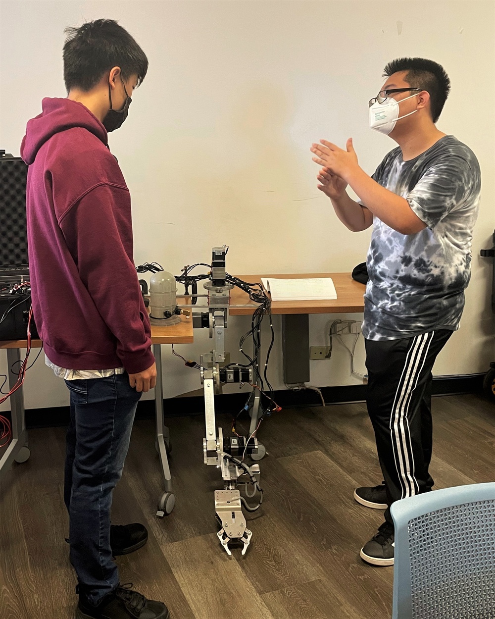 University of Hawaii Students Hold Senior Capstone at Pearl Harbor Naval Shipyard