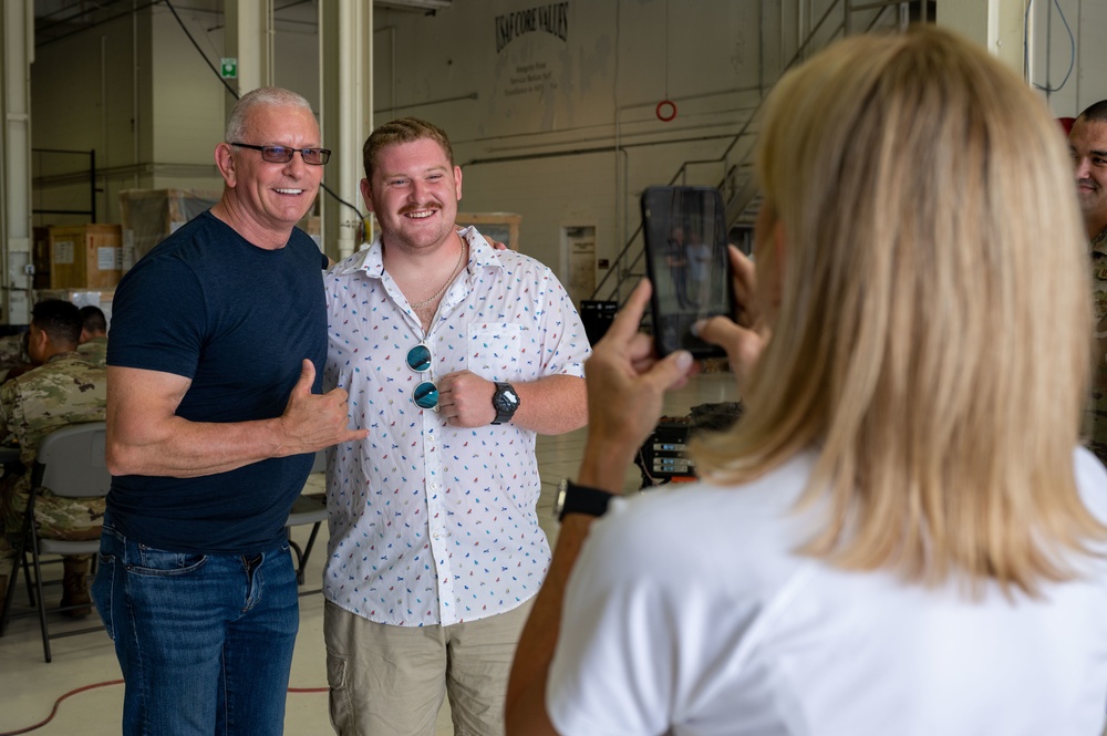 Chef Irvine meets Team Dover Airmen