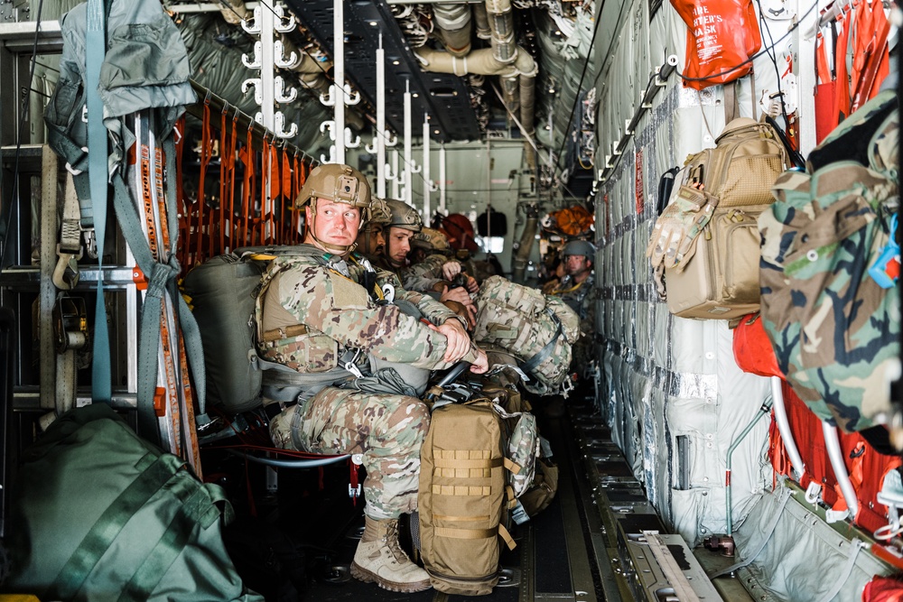 93 AGOW TACP conduct joint airborne operation