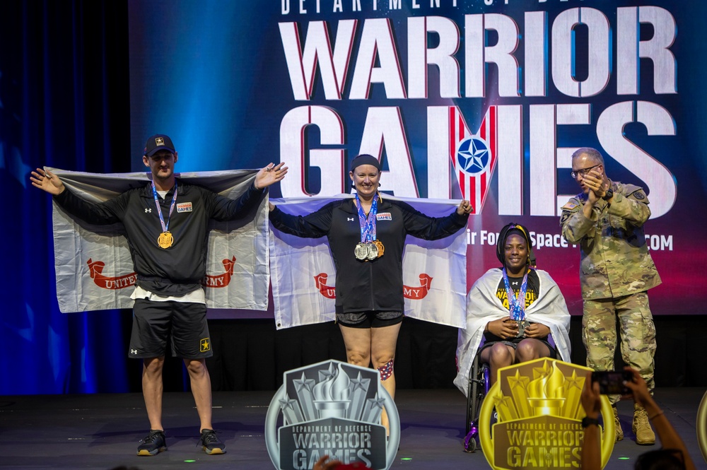 2022 DoD Warrior Games Track Medaling Ceremony