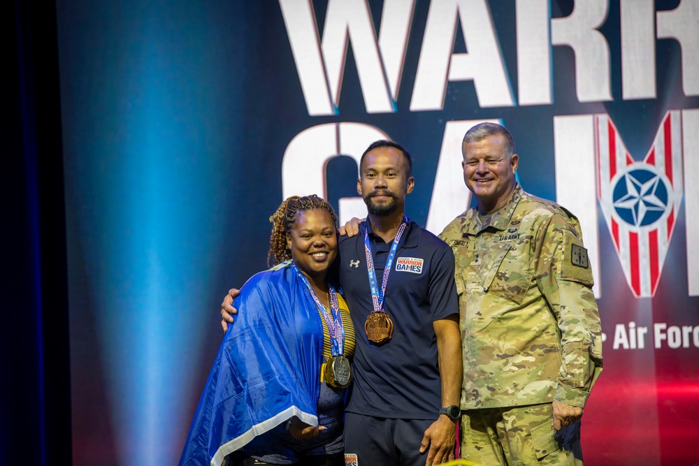 2022 DoD Warrior Games Track Medaling Ceremony