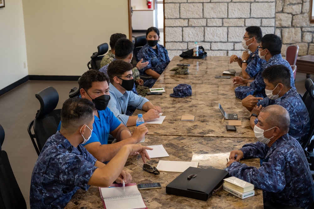 Japanese and U.S. Sailors Exchange Language and Culture