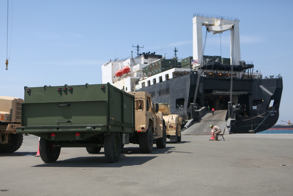Native Fury 22 Maritime Prepositioning Force On-load