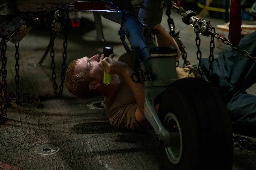 Maintenance Aboard the USS Sioux City