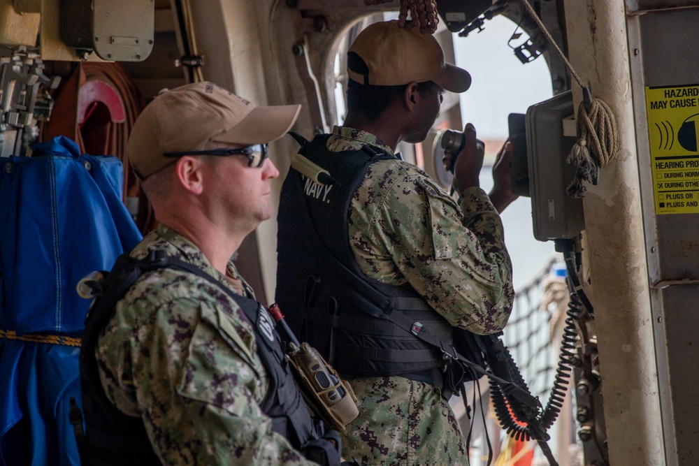 USS Sioux City Gets Underway from Belgium