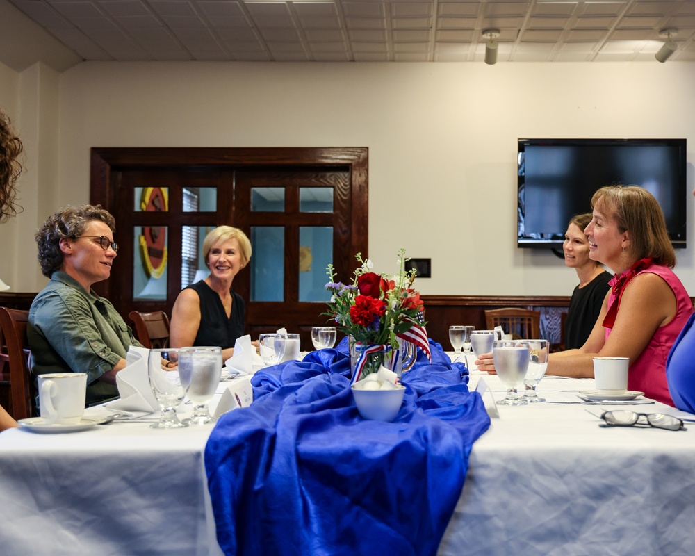 Madame Schill visits Camp Lejeune