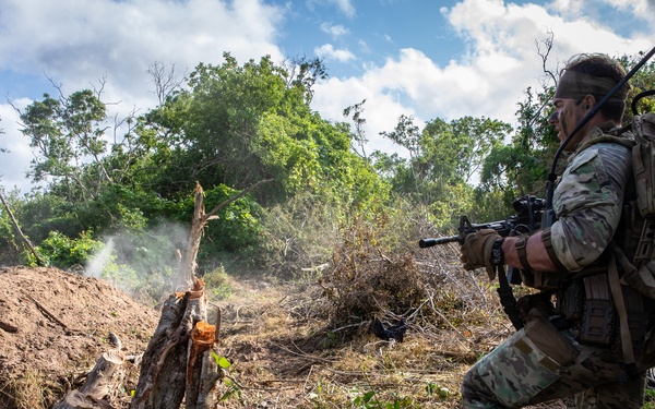Task Force Red Dragon scouts conduct presence patrol in Kenya