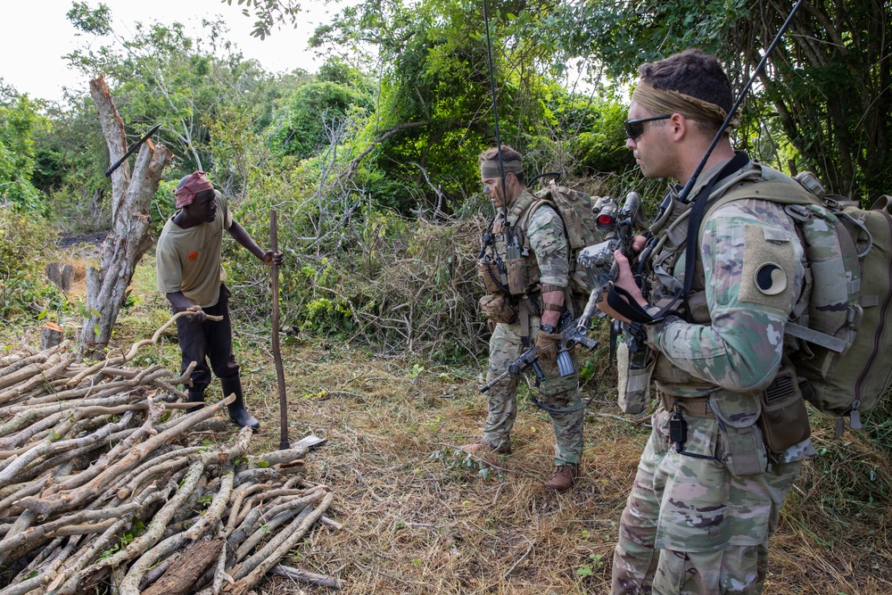 Task Force Red Dragon scouts conduct presence patrol in Kenya