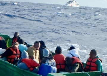 Coast Guard Cutter Heriberto Hernandez interdicts illegal voyage off Aguadilla, Puerto Rico