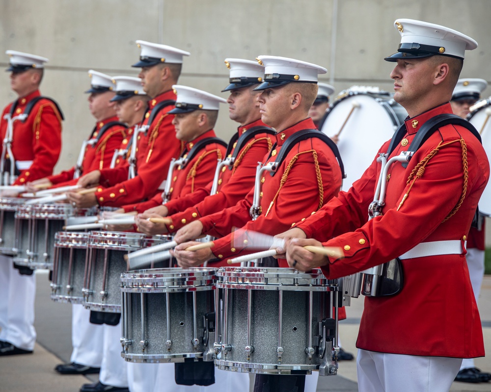 “The Commandant’s Own”, U.S. Marine Drum and Bugle Corps, had the distinguished honor of performing at the National Museum of the Marine Corps