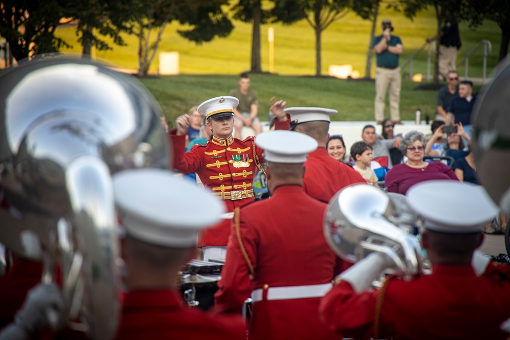 “The Commandant’s Own”, U.S. Marine Drum and Bugle Corps, had the distinguished honor of performing at the National Museum of the Marine Corps