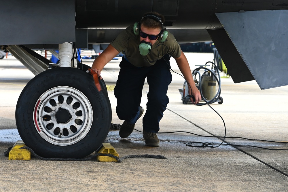 169th Fighter Wing flightline operations at Columbia Metropolitan Airport