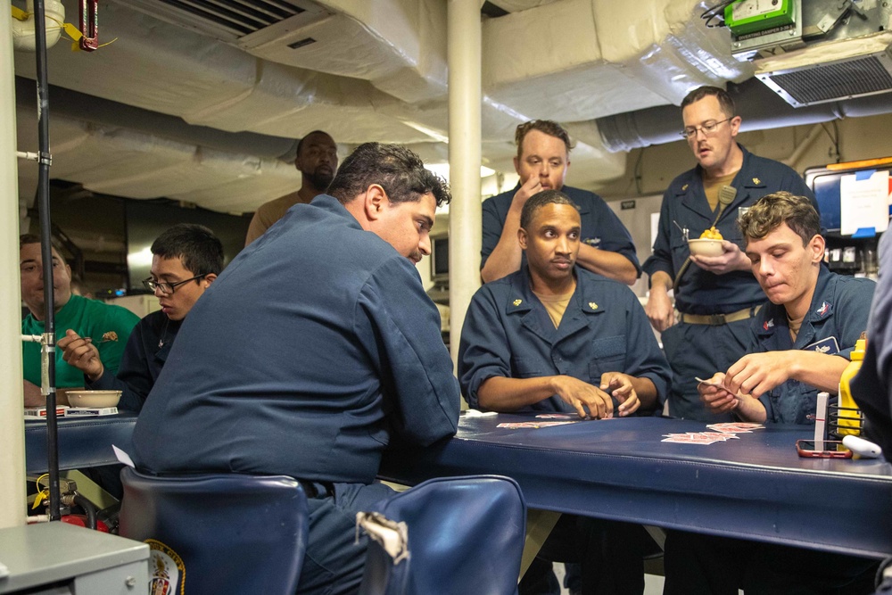 USS Sioux City Transits the North Sea