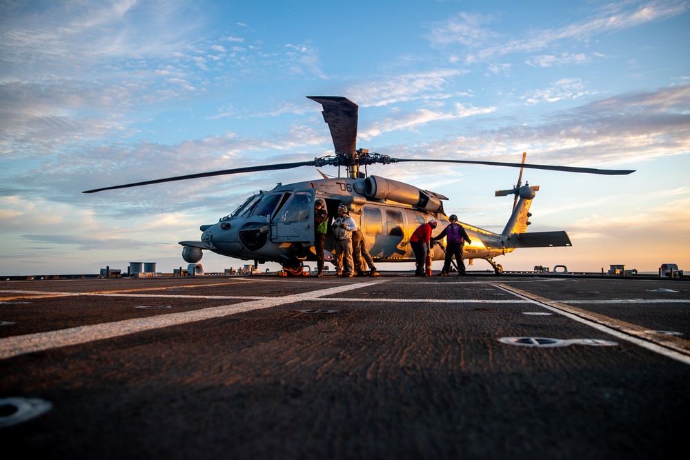 USS Sioux City Transits the North Sea