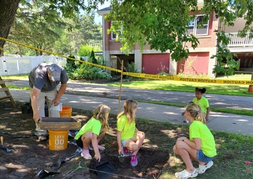 Fort McCoy archaeology team shares knowledge with youth during July 2022 South Post dig