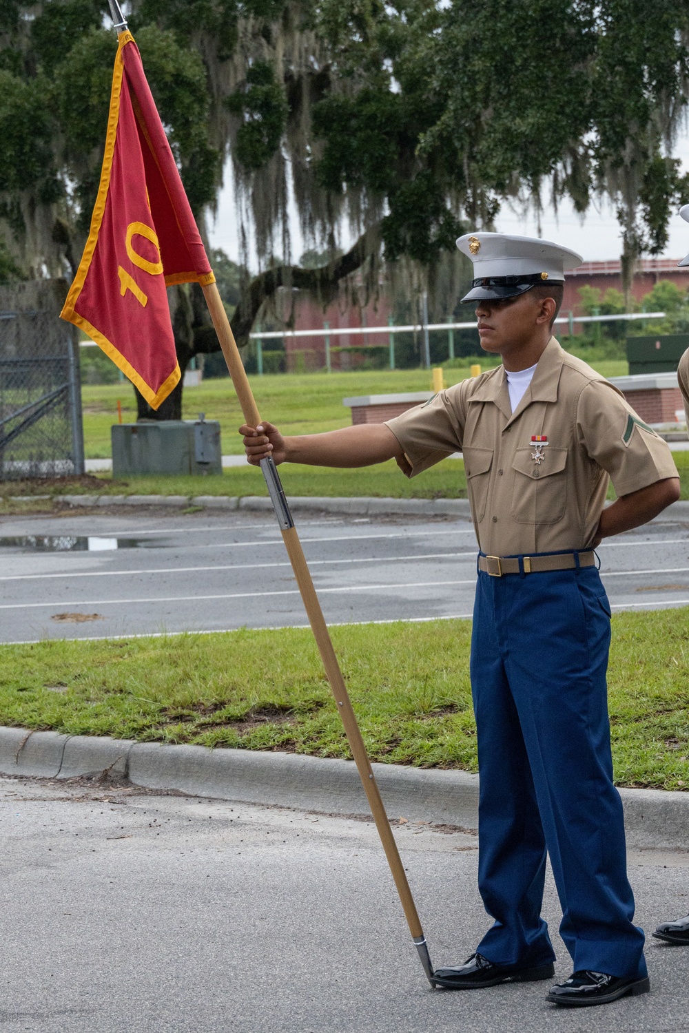 6th Marine Corps District Honor Graduates from Delta Company