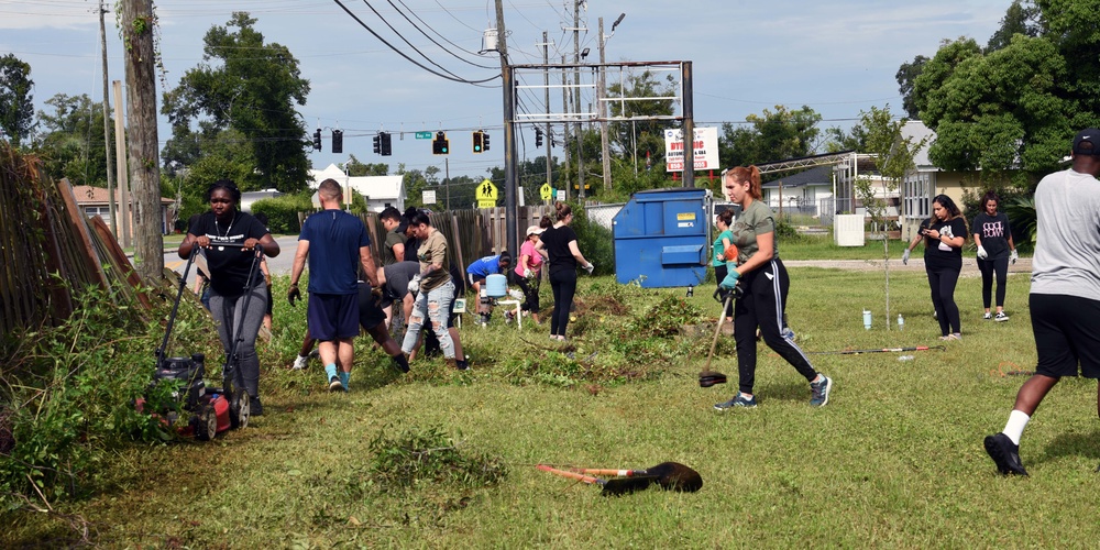 TAFB, Panama City Rescue Mission; Women’s Equality Day volunteers