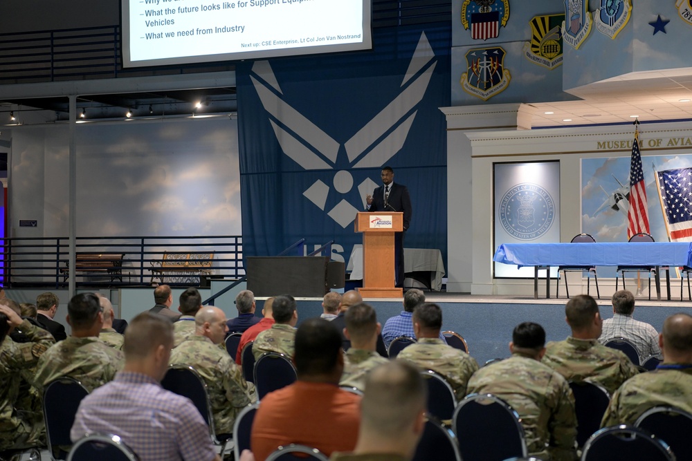 Robins first SE&amp;V Modernization and Innovation Summit shapes defense future