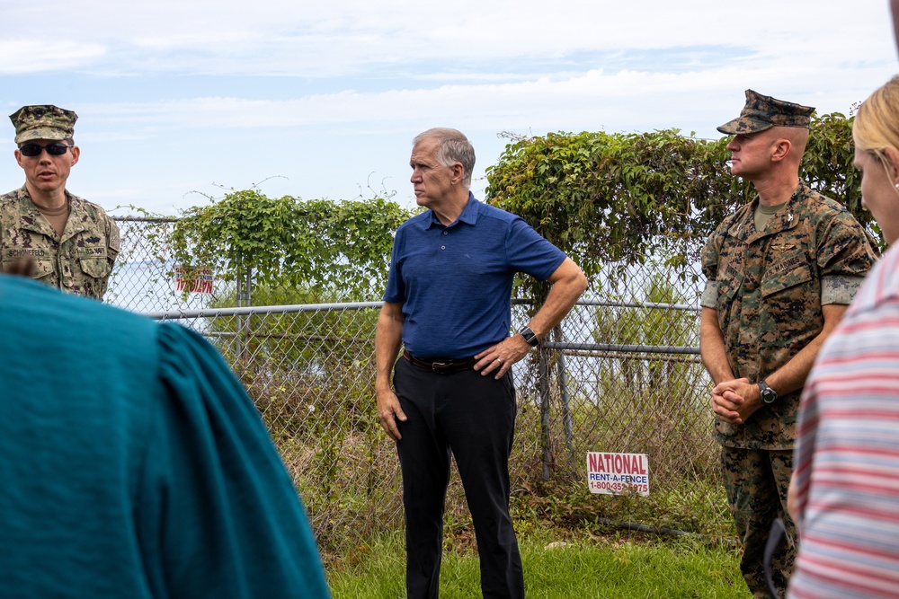 Sen. Tillis Visits Cherry Point