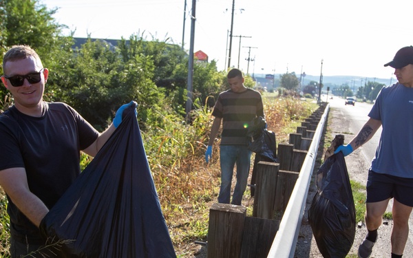 Big Red One Soldiers Attend Community Cleanup