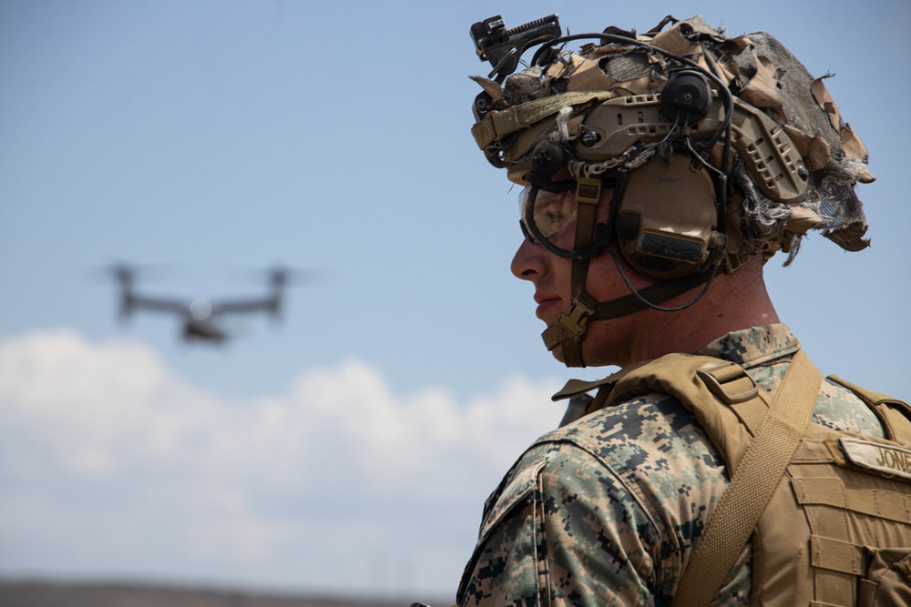 1st Bn., 4th Marines, Tactical Recovery of Aircraft and Personnel training exercise