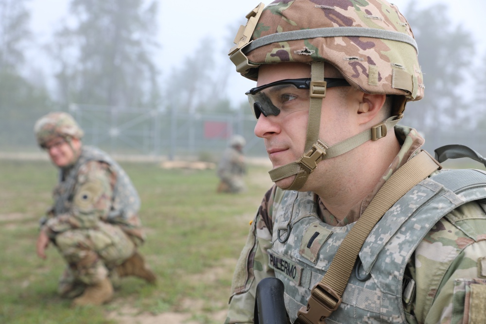 Ohio Army National Guard Soldiers stay alert during counter-IED training