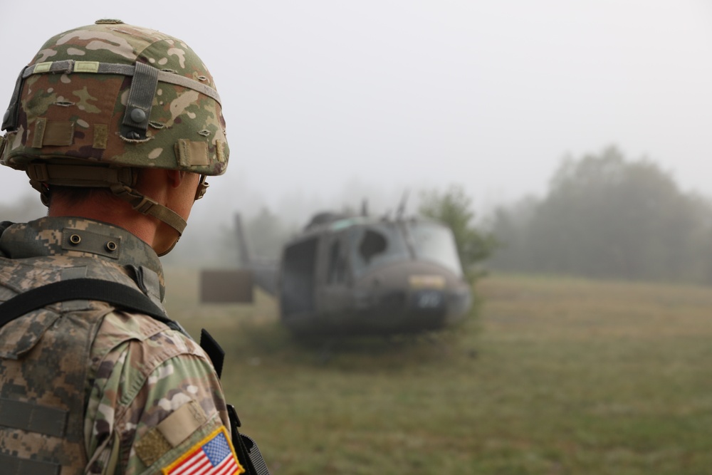 Ohio Army National Guard Soldiers stay alert during counter-IED training