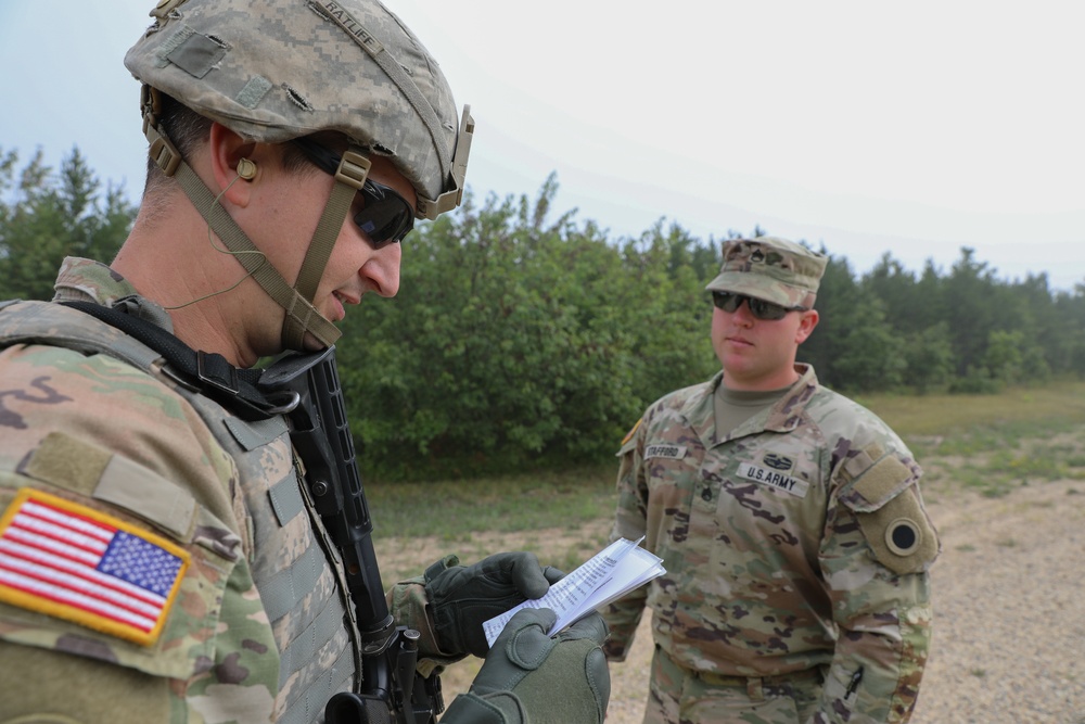 Ohio Army National Guard Soldiers stay alert during counter-IED training