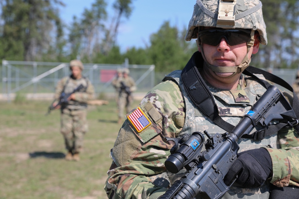 DVIDS - Images - Ohio Army National Guard Soldiers stay alert during ...