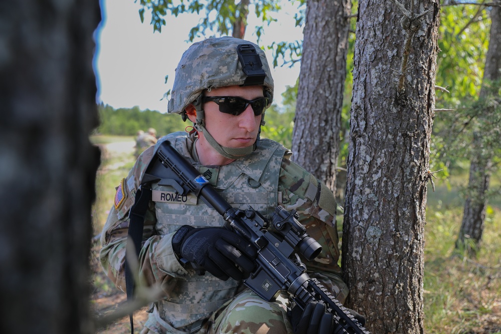 Ohio Army National Guard Soldiers stay alert during counter-IED training