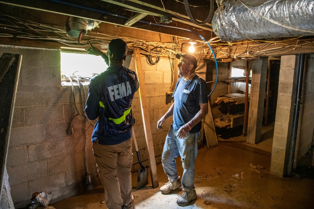 FEMA Home Inspectors and FEMA Disaster Survivor Assistance Teams Reach Out to Disaster Survivors in Eastern Kentucky