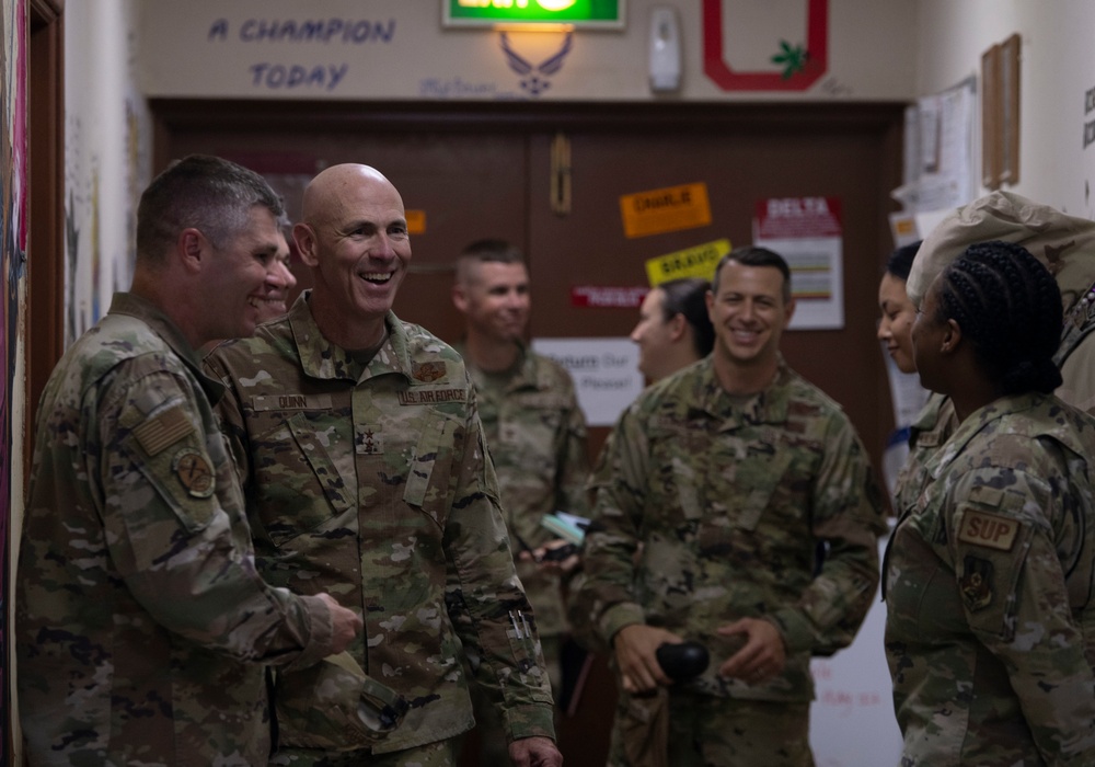 Maj. Gen. Quinn visits Ali Al Salem