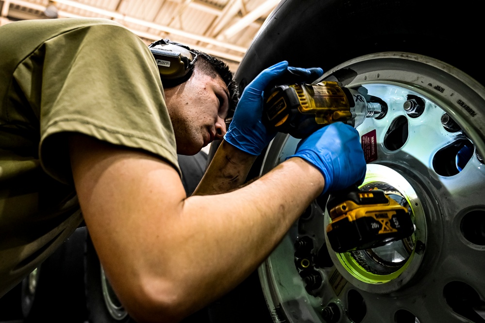 305th Maintenance Squadron Validates new KC-46 Capability