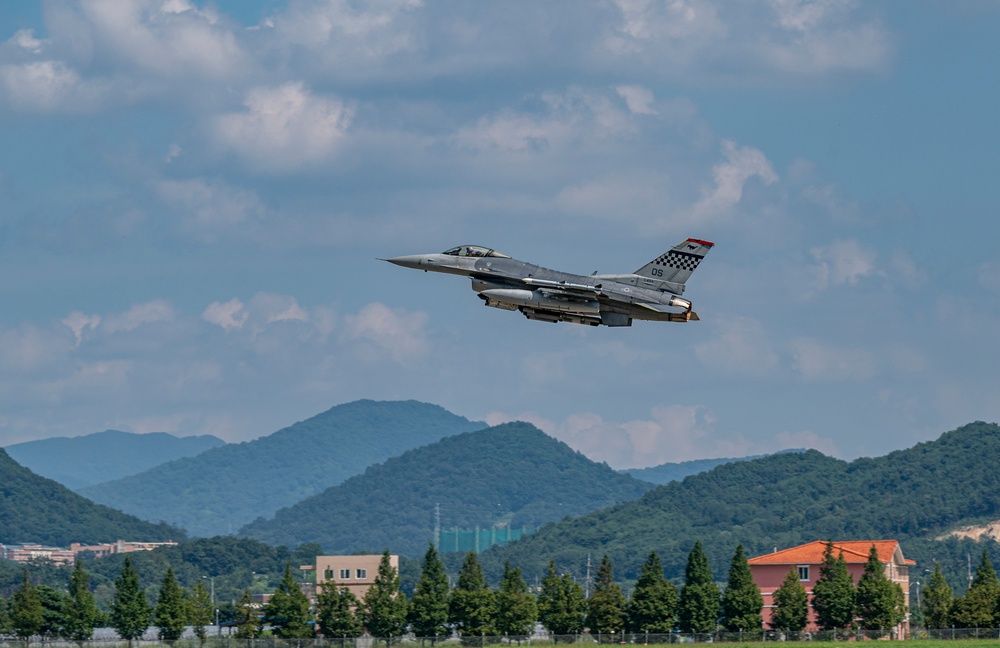 Osan trains multi-capable Airmen under ACE