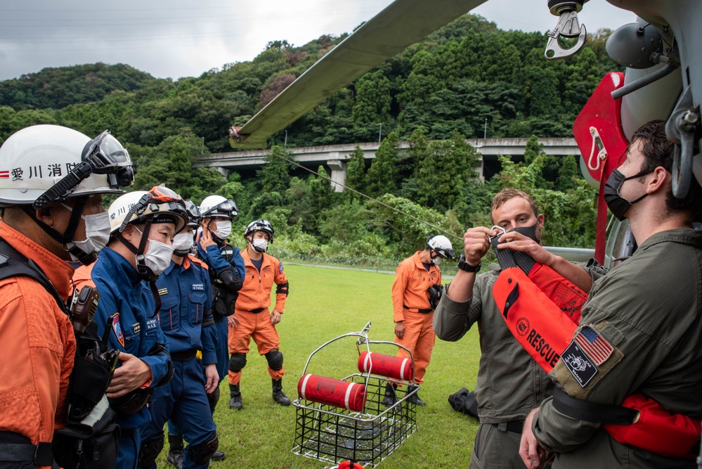 Bi-lateral emergency rescue exercise