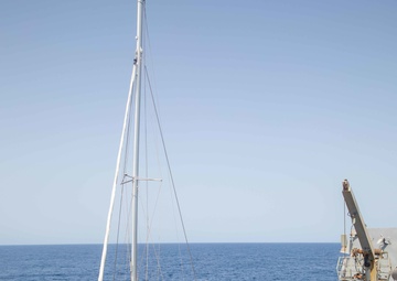 Nitze provides assistance in the Arabian Sea