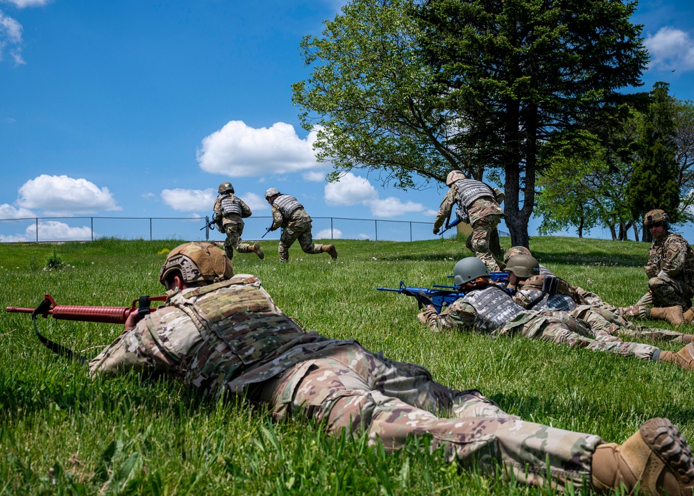 171st ARW holds Combat Lifesaver Course