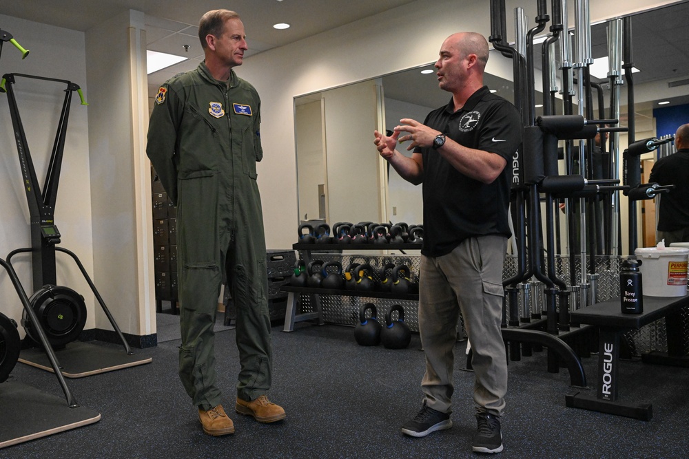 18th AF commander visits LRAFB