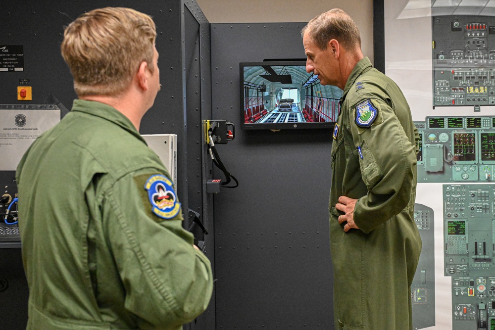 18th AF commander visits LRAFB