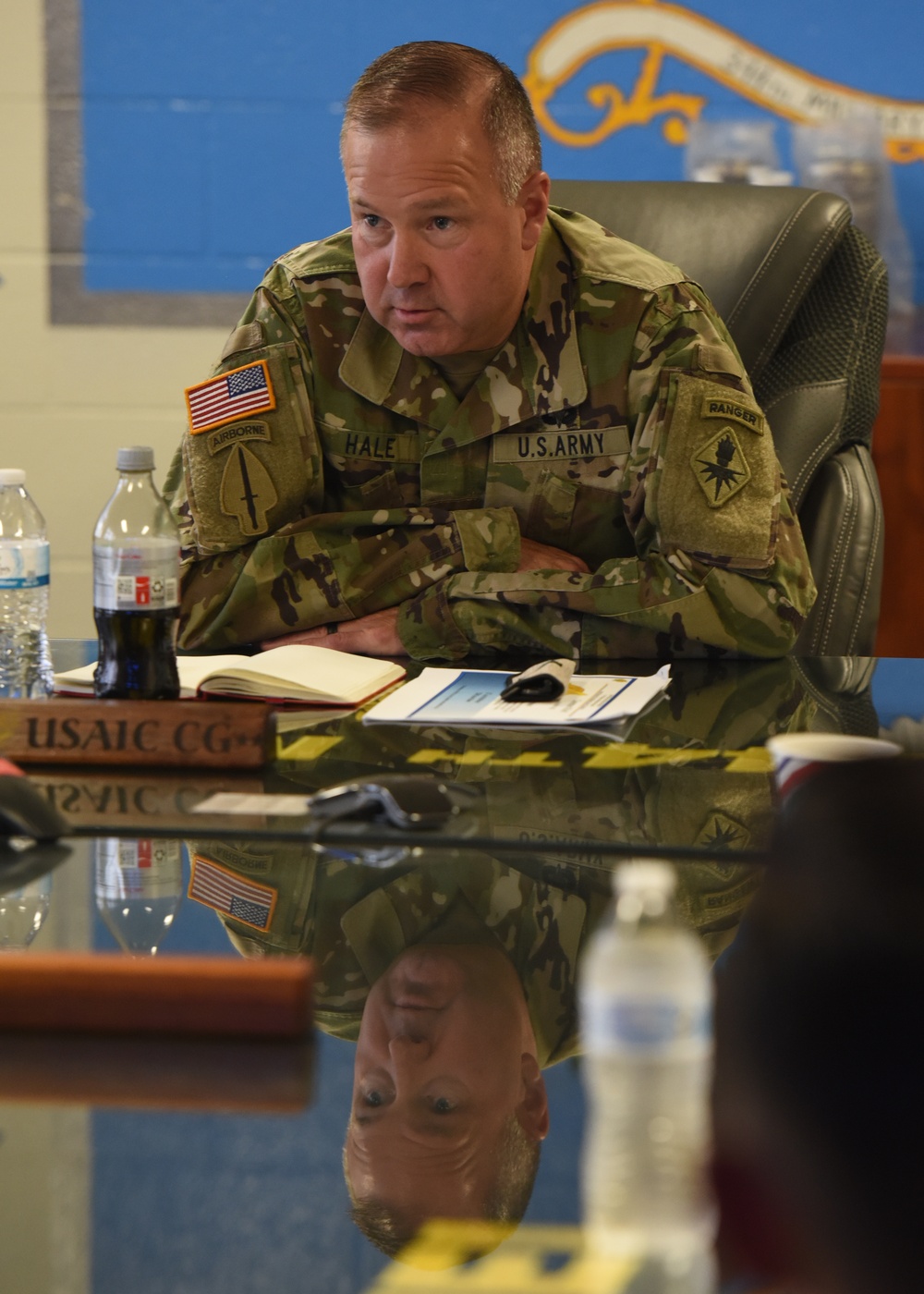 Chief of the Military Intelligence Corps visits Goodfellow